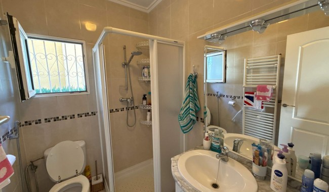 Begagnad - Villa - Orihuela - Villamartín