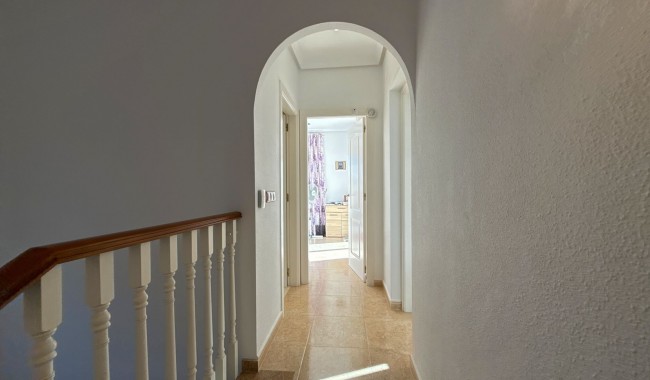 Begagnad - Villa - Orihuela - Villamartín