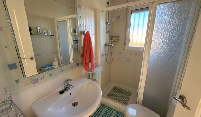 Begagnad - Villa - Orihuela - Villamartín