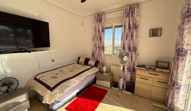 Begagnad - Villa - Orihuela - Villamartín