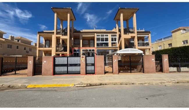 Begagnad - Lägenhet - La Zenia