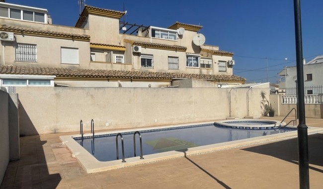 Brukt - Rekkehus - Daya Nueva