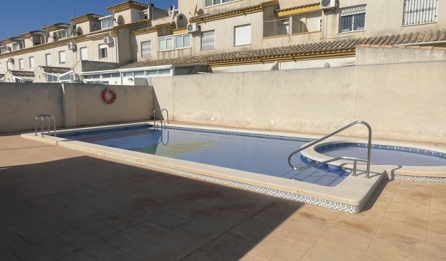 Brukt - Rekkehus - Daya Nueva