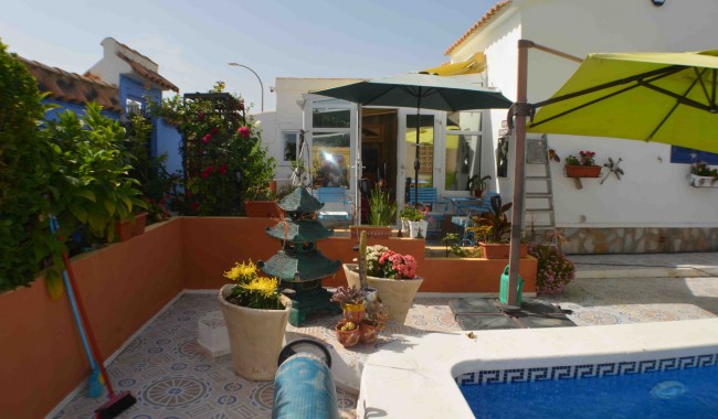 Begagnad - Villa - Orihuela - La Florida