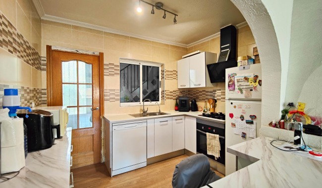 Begagnad - Radhus - San Miguel de Salinas