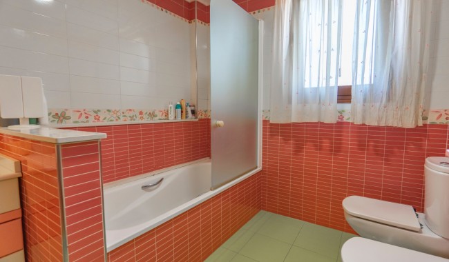 Begagnad - Villa - Alicante - Rafal