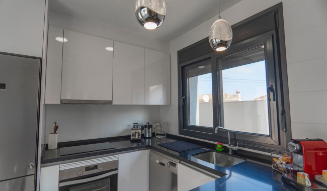 Segunda mano - Villa - Ciudad Quesada/Rojales - La  Marquesa Golf