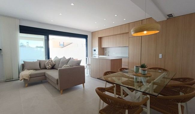 Begagnad - Villa - Torrevieja - El Chaparral