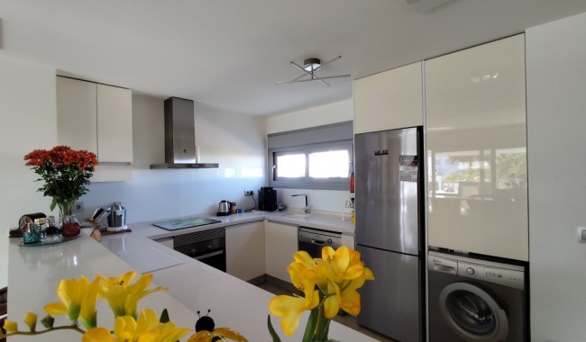 Resale - Apartment - Vistabella Golf