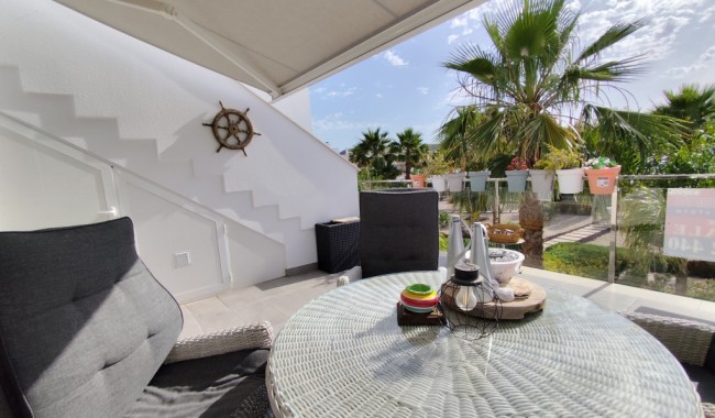 Resale - Apartment - Vistabella Golf