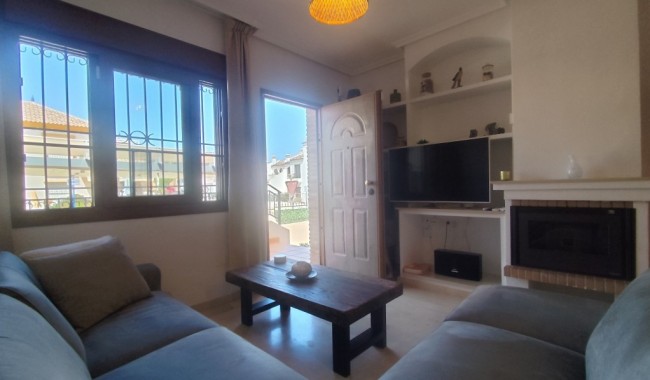 Begagnad - Villa - Orihuela - Villamartín