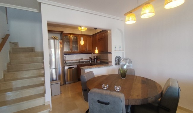 Begagnad - Villa - Orihuela - Villamartín