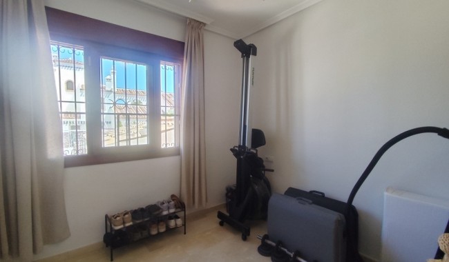 Begagnad - Villa - Orihuela - Villamartín