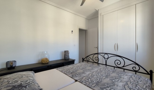 Begagnad - Villa - Orihuela - Villamartín