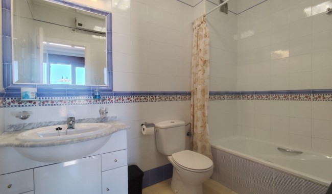 Begagnad - Villa - Orihuela - Villamartín