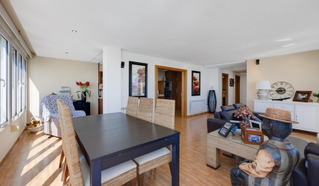 Begagnad - Lägenhet - Torrevieja - Playa de La Acequion