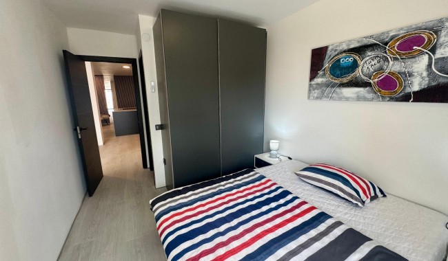 Segunda mano - Apartamento - Torrevieja - CLUB NAUTICO TORREVIEJA