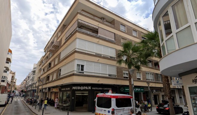 Segunda mano - Apartamento - Torrevieja - CLUB NAUTICO TORREVIEJA