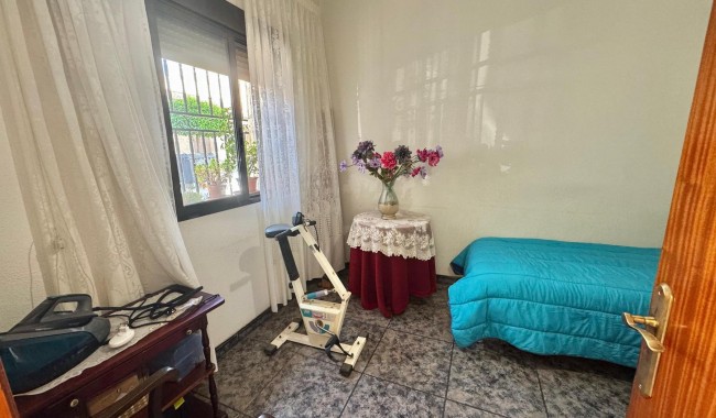 Begagnad - Villa - Benejúzar