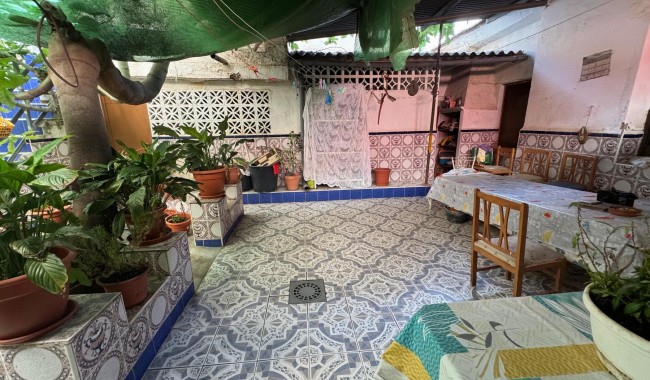 Begagnad - Villa - Benejúzar