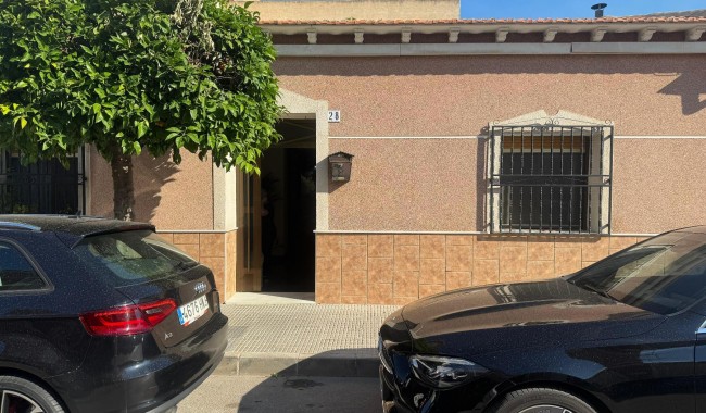 Begagnad - Villa - Benejúzar