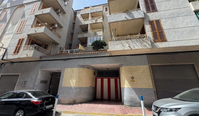 Resale - Parking - Torrevieja - Playa de La Acequion