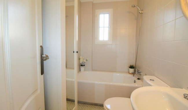 Segunda mano - Apartamento - Torrevieja - La Veleta