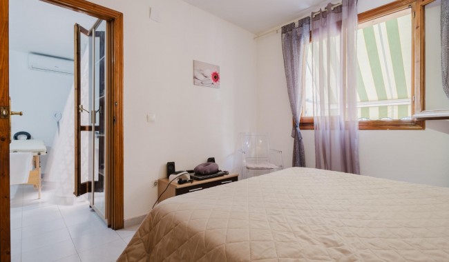 Begagnad - Lägenhet - Torrevieja - Playa de La Acequion