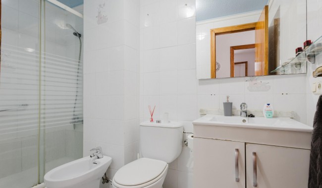 Begagnad - Lägenhet - Torrevieja - Playa de La Acequion