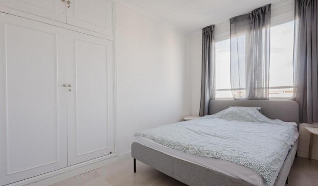 Begagnad - Lägenhet - Torrevieja - Playa de La Acequion