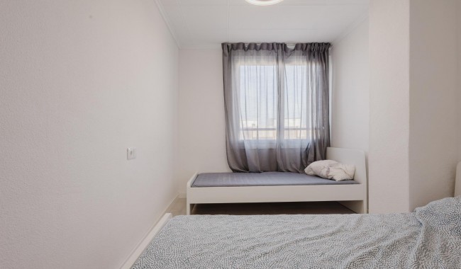 Begagnad - Lägenhet - Torrevieja - Playa de La Acequion