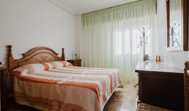 Begagnad - Lägenhet - Torrevieja - Playa de los Naufragos