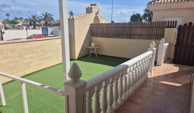 Begagnad - Villa - Orihuela - La Zenia