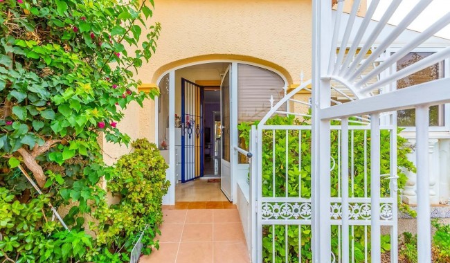 Begagnad - Villa - Orihuela - La Zenia