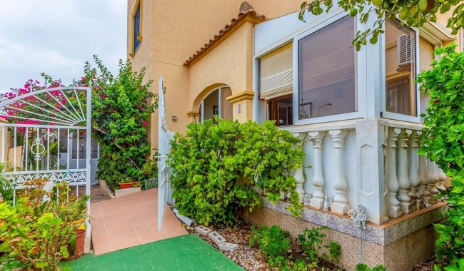 Begagnad - Villa - Orihuela - La Zenia