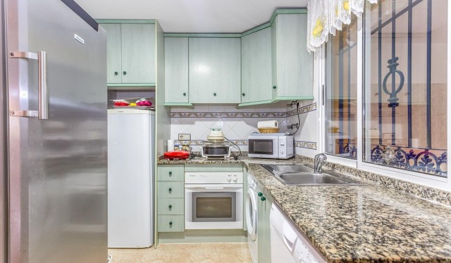 Begagnad - Villa - Orihuela - La Zenia