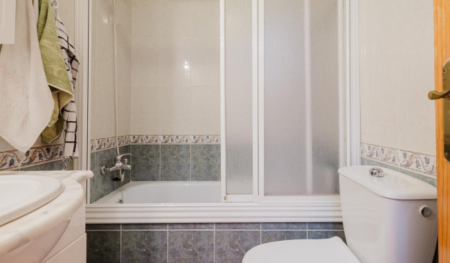 Sprzedaż - Apartament - Torrevieja - Parque de Las Naciones