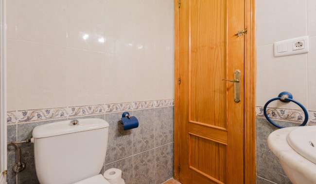 Sprzedaż - Apartament - Torrevieja - Parque de Las Naciones