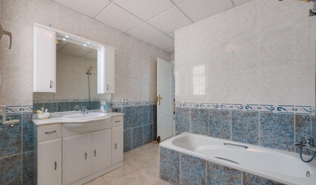 Begagnad - Lägenhet - Torrevieja - Playa de La Acequion