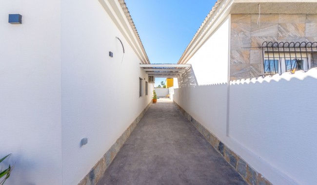 Begagnad - Villa - Torrevieja - San Luis