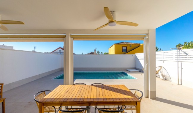 Begagnad - Villa - Torrevieja - San Luis