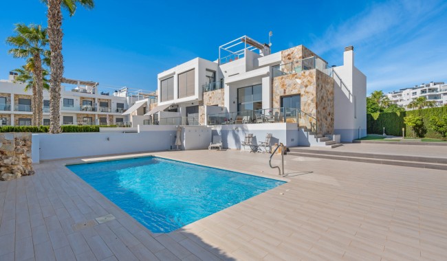 Resale - Townhouse - Torrevieja