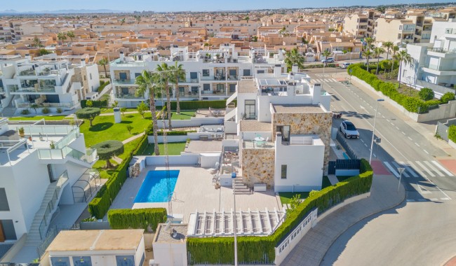 Resale - Townhouse - Torrevieja
