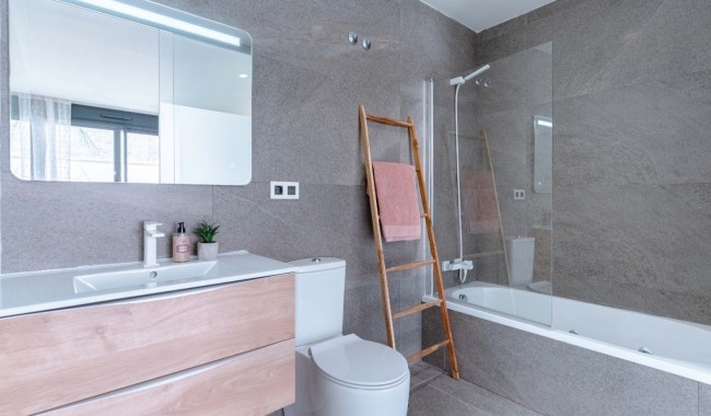 Begagnad - Villa - San Miguel de Salinas