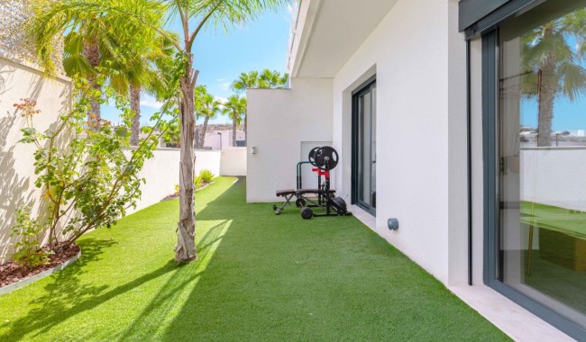 Begagnad - Villa - San Miguel de Salinas