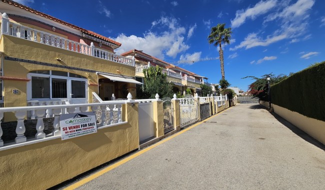 Begagnad - Radhus - Orihuela Costa - La Zenia