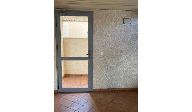 Begagnad - Lägenhet - Torrevieja - Playa del cura