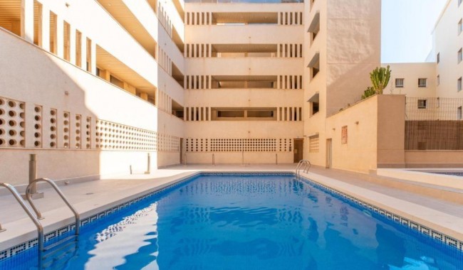 Begagnad - Lägenhet - Torrevieja - Playa del cura