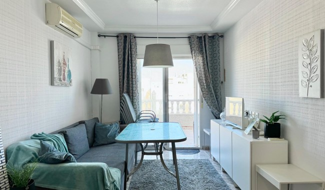 Segunda mano - Apartamento - Torrevieja - Playa del cura
