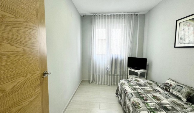 Brukt - Leilighet - Torrevieja - Playa del cura